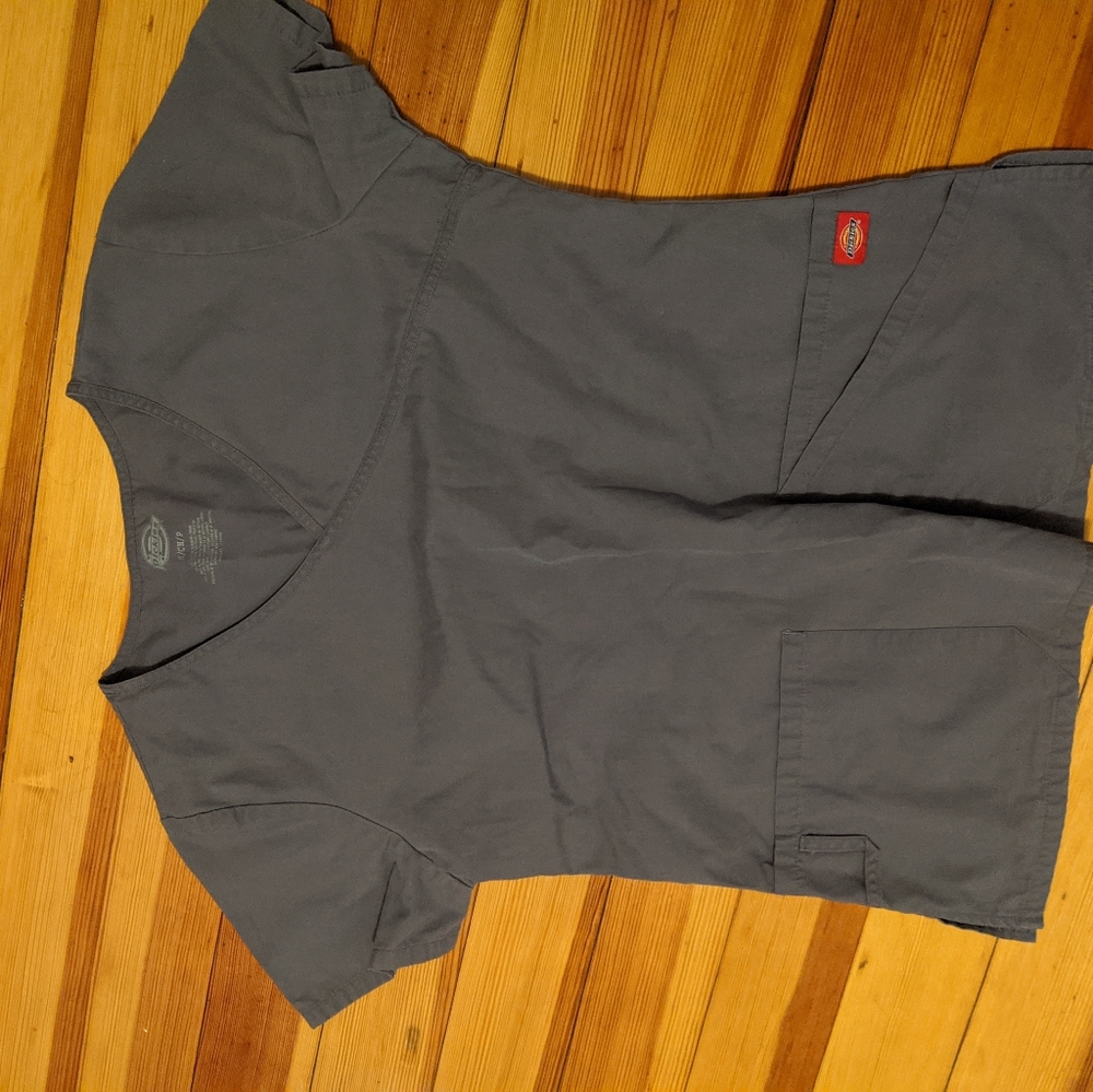 Gray Dickies Scrub Top (S)